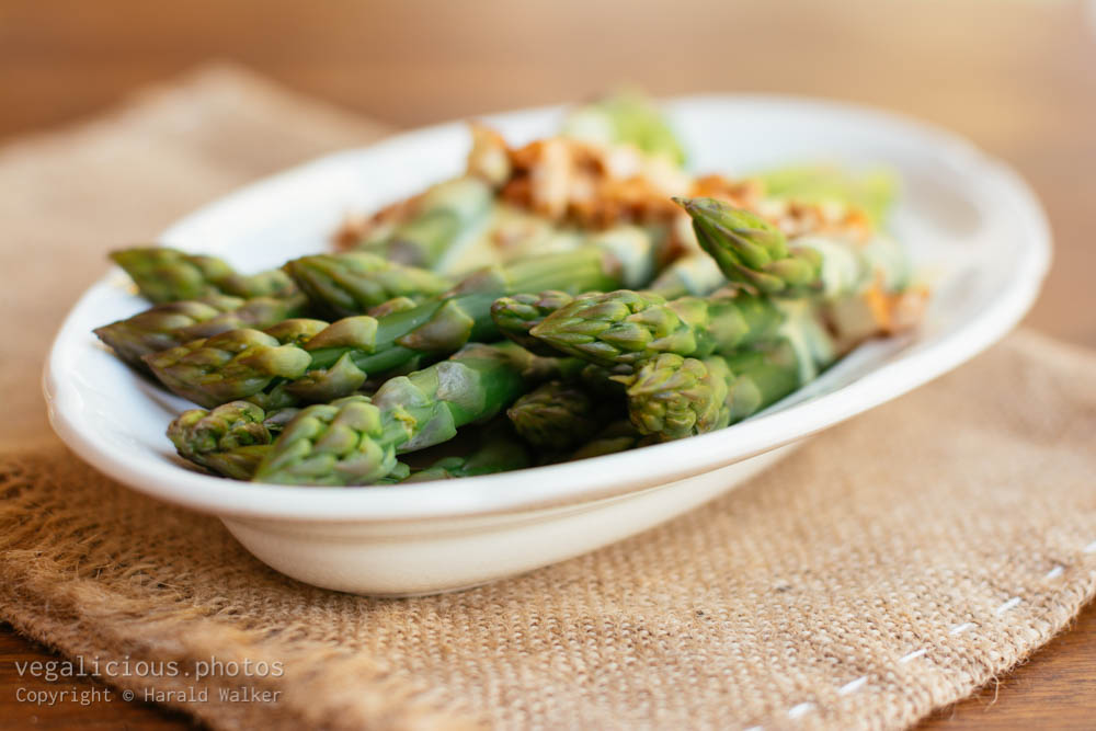 Stock photo of Asparagus with Lemony Mustard Sauce and Spicy Tofu Pieces