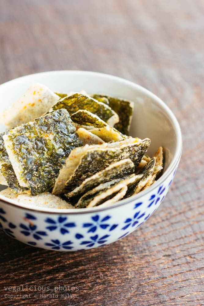 Stock photo of Seaweed crisps