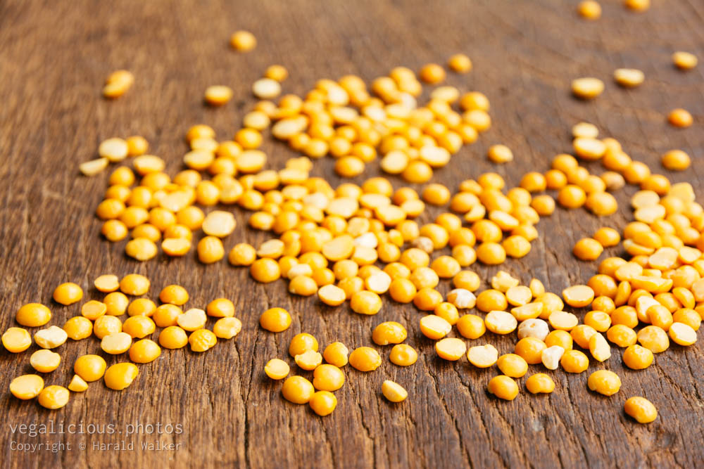 Stock photo of Yellow split peas