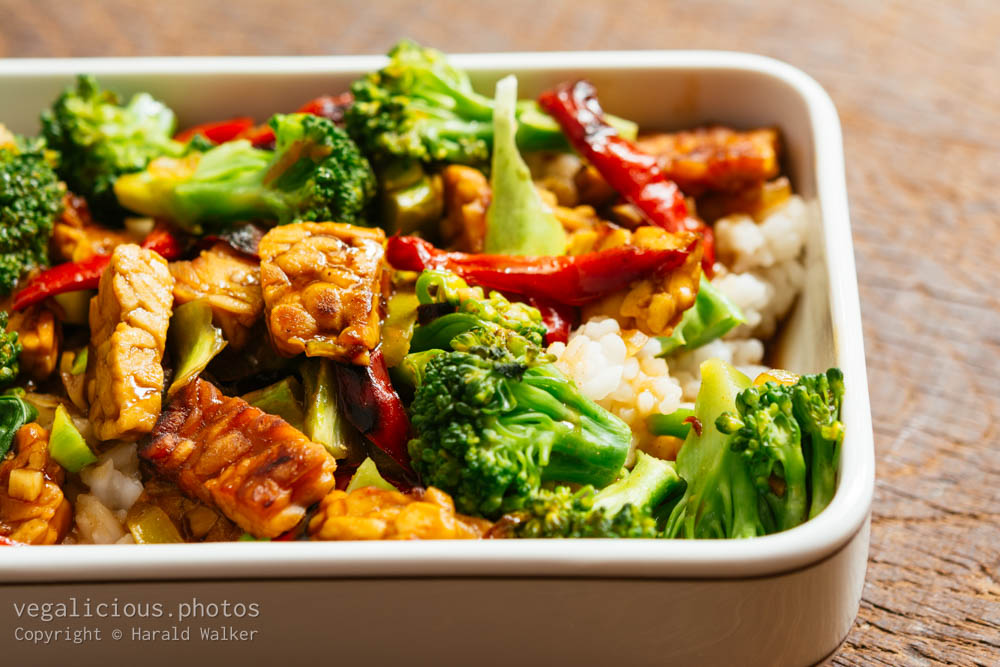 Stock photo of Spicy Tempeh and Broccoli Stir Fry