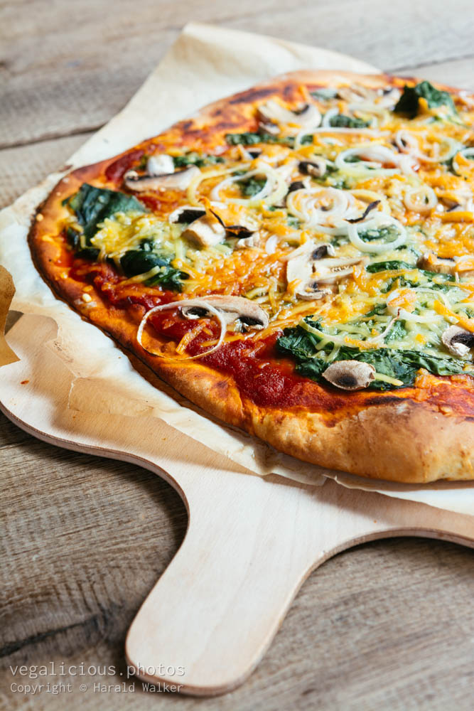 Stock photo of Vegan Spinach-mushroom pizza