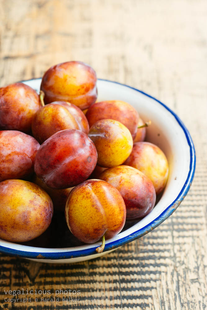 Stock photo of Plums in a bowl